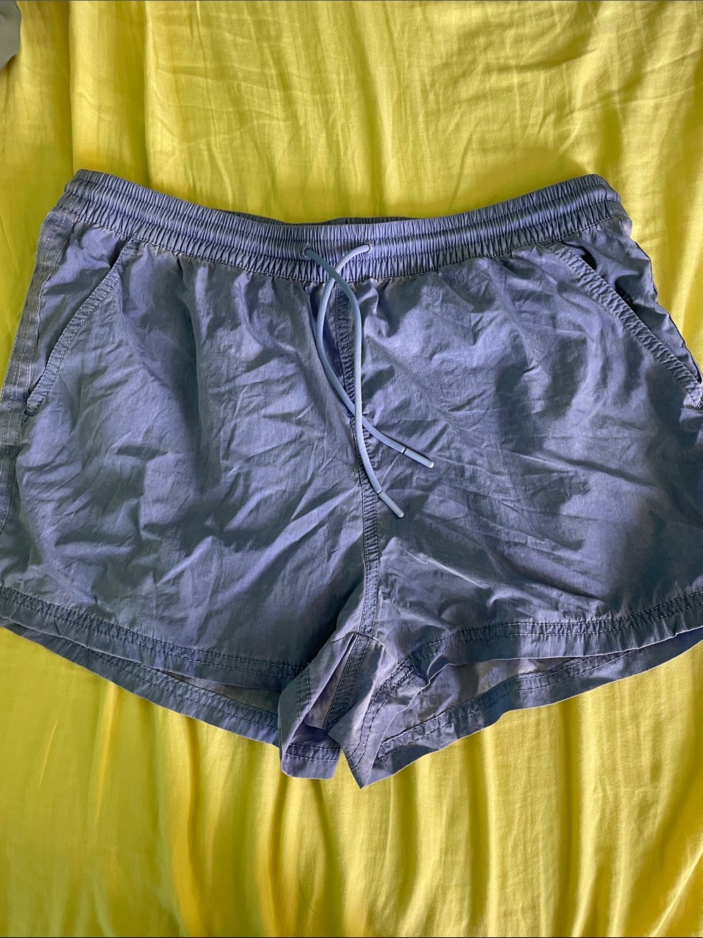 Athleta Expedition Shorts light blue/Purple